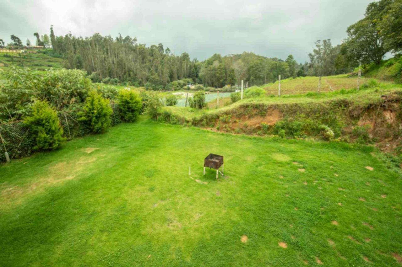 Lazo Silver Lake , Ooty Buitenkant foto